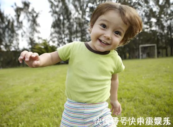 倾向|走路能看出娃性格,如果孩子是第三种方式,家长要早发现早纠正