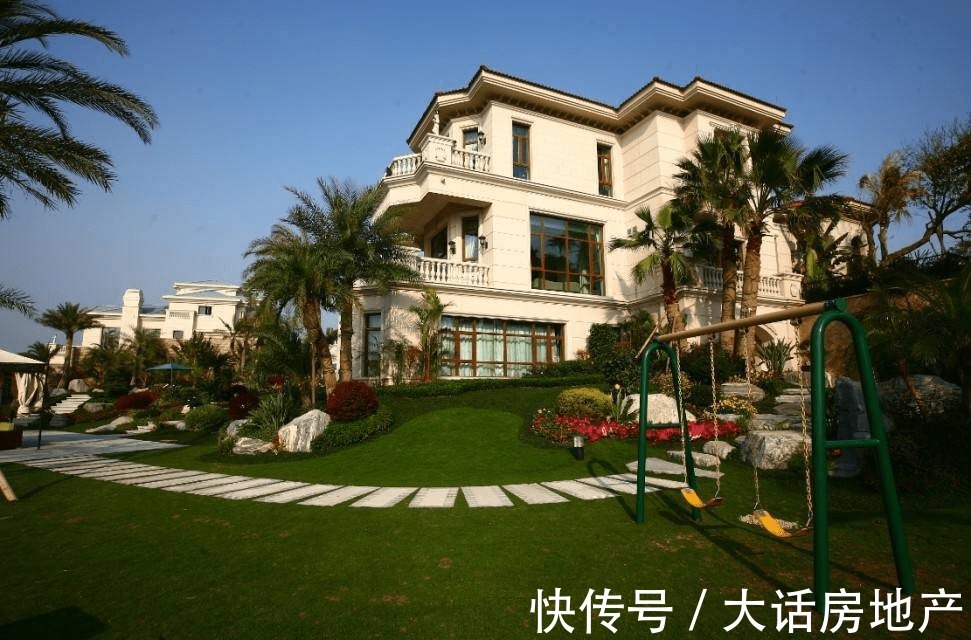 碧桂园|恒大被迫卖资产,碧桂园和万科,都要抢购恒大物业的股权?
