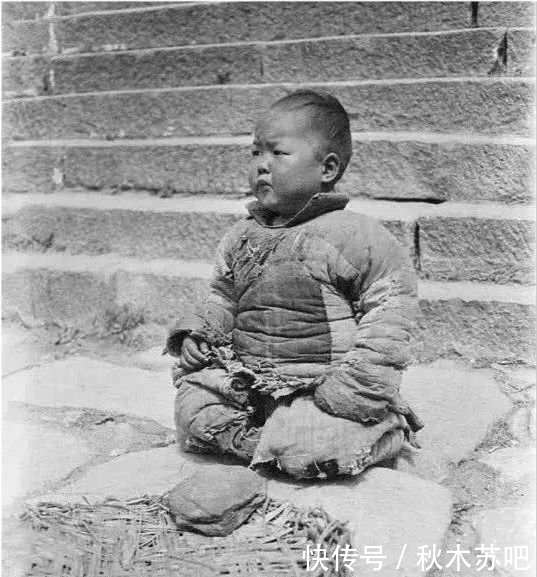可怜|清朝末年的乞丐:一个比一个可怜,老照片看着令人揪心!