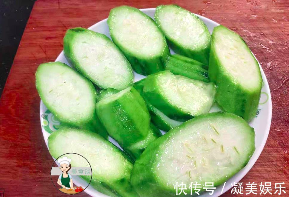 银鱼|此菜蒸一蒸6分钟上桌,鲜美营养,多做给孩子吃,增强身体免疫力