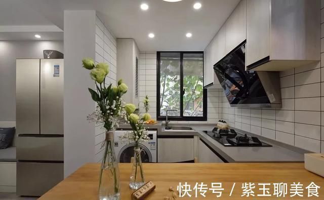 爷爷奶奶|神乎其技!36㎡学区房,硬是做出了3室2厅!住了一家5口还不挤?