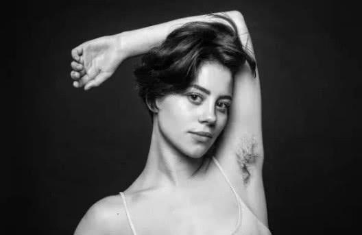 老人|女人三个地方“毛”越浓密越健康多数人没有,长寿老人却占了俩