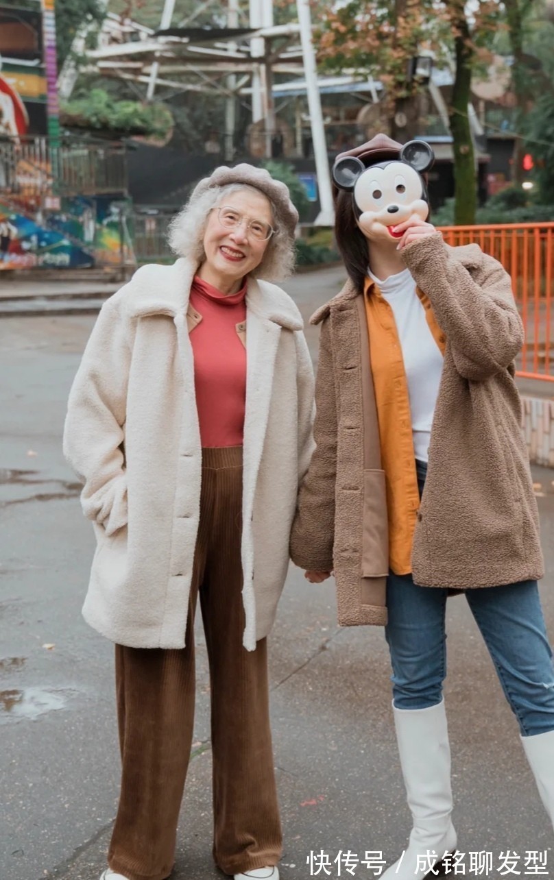 时髦|这位八十岁的奶奶比年轻人会穿!时髦大气又显活力,真是穿衣典范