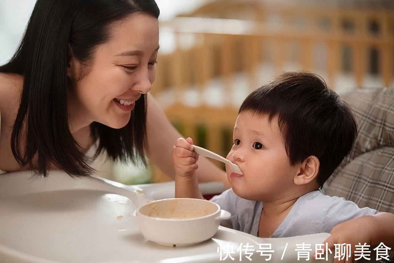 宝宝|鸡蛋羹是辅食界的大众餐,为啥少给宝宝吃?听听儿科医生怎么说