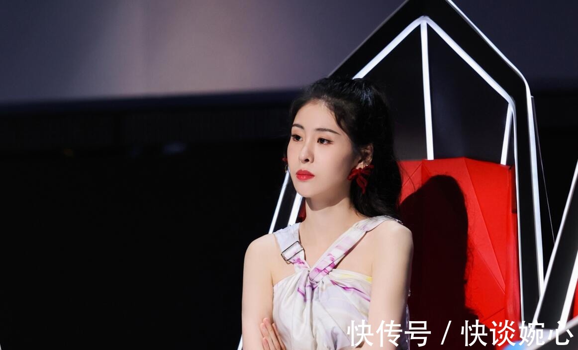 张碧晨|开口第一句就唱错歌词,这都能赢?《中国好声音》彻底变味儿了