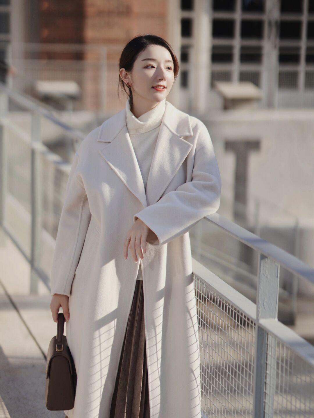 在职场|冬季穿衣没灵感?掌握时髦精们的这些大衣穿法,出街赚够回头率