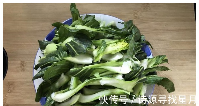 秀珍菇|青菜这么炒,比肉还好吃,端上桌孩子吃了一大半!