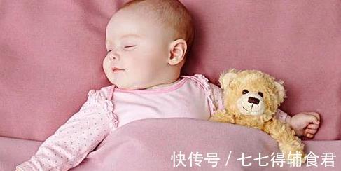 大宝|别让婴儿睡熟后才放床上,一旦睡习惯很难改回来,来看看正确方式
