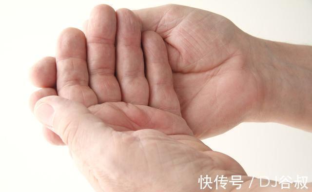 绿茶|你清楚“糖尿病”吗?如何降“血糖”?建议:常吃以下这5种食物