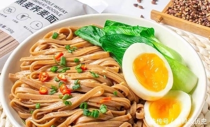 8分钟做好早餐,营养高味道好,一碗特别的面,学会就不用买了!