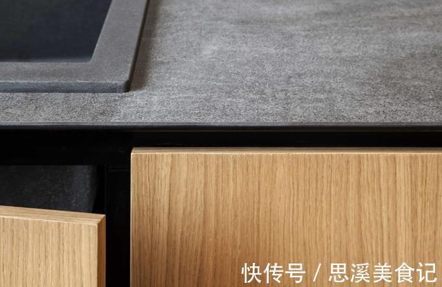 小宅|80后男主的37㎡小宅,不刷墙不买床,全屋“赤贫风”