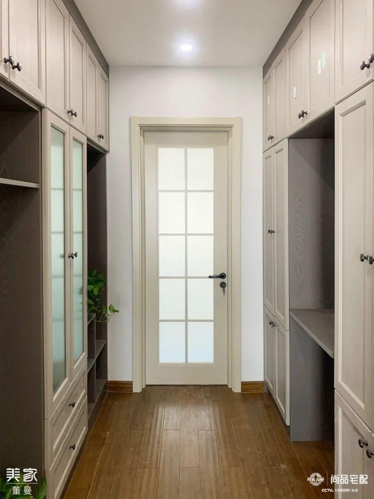 背景墙|邻居说打死都不装休闲阳台？看完她家，瞬间上头了！