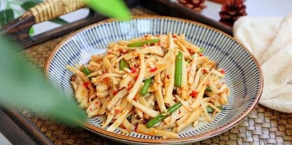 杏鲍菇|三伏天，我家常吃这5种美食，凉菜为主，清汤为辅，增食欲促消化