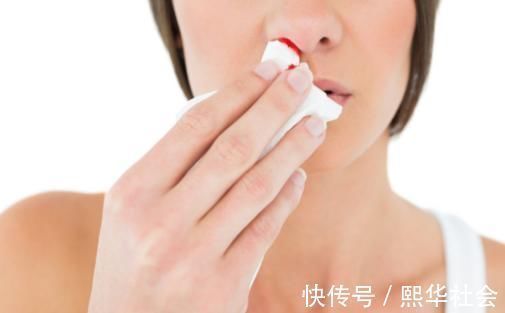 症状|高血压患者有以下5种行为,可能是中风的”预兆“,勿忽视