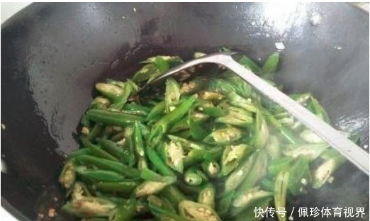 抢光|小炒肉怎么做才下饭呢!大厨教你酒店的正宗做法,上桌就抢光了