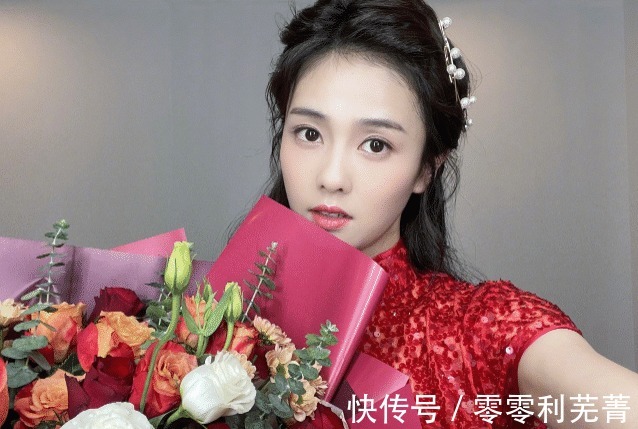 白鹿录跑男被弹下水,“防水妆”太能打,baby拉她上岸超暖心