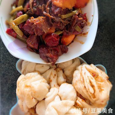 滋阴|酱排骨焖花卷的花式做法，你会了吗？
