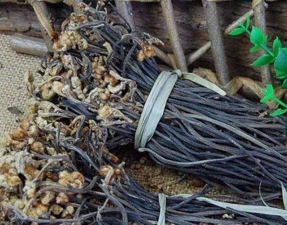 4种“晒干”更香的蔬菜，可以存放1年，第三种留着冬天炖肉，真香