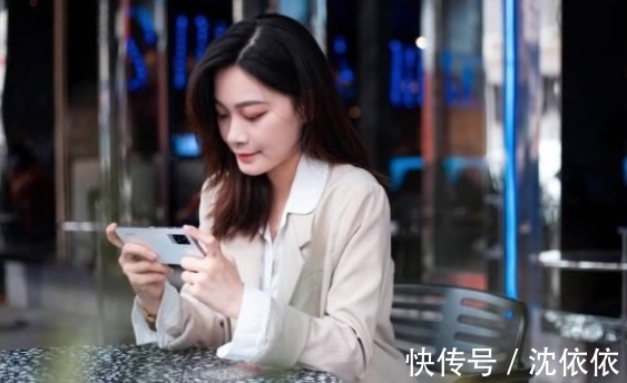 可折叠屏|2021年全球5款最佳手机：苹果两款入选，国产手机仅一款上榜！