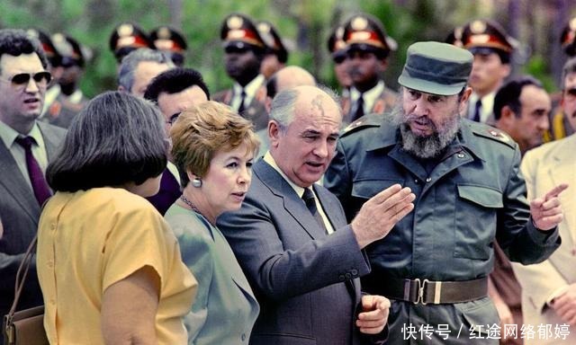 回忆录|苏联解体有无女人干政问题?戈尔巴乔夫在其回忆录说了一段话