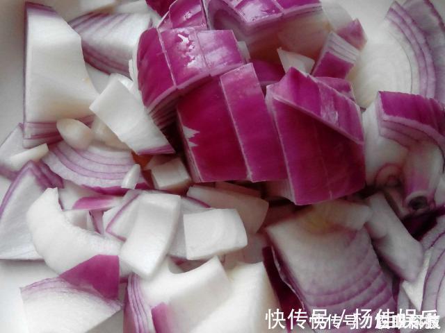 血糖|得了糖尿病别着急,生活中敞开吃4物,血糖或能悄悄下降