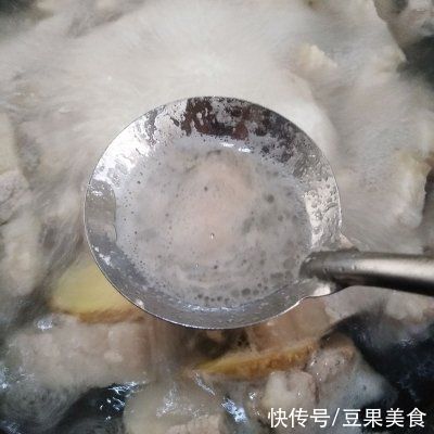 翻炒均匀|红烧肉这菜比牛肉营养还高，补脑益智，全家人都爱吃
