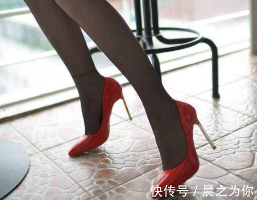 尖头 清新时尚的尖头高跟鞋,穿出性感的姿态,展现女人迷人的魅力!