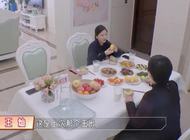 做饭也冒充？《婆婆和妈妈2》两个镜头，一下子就穿帮了