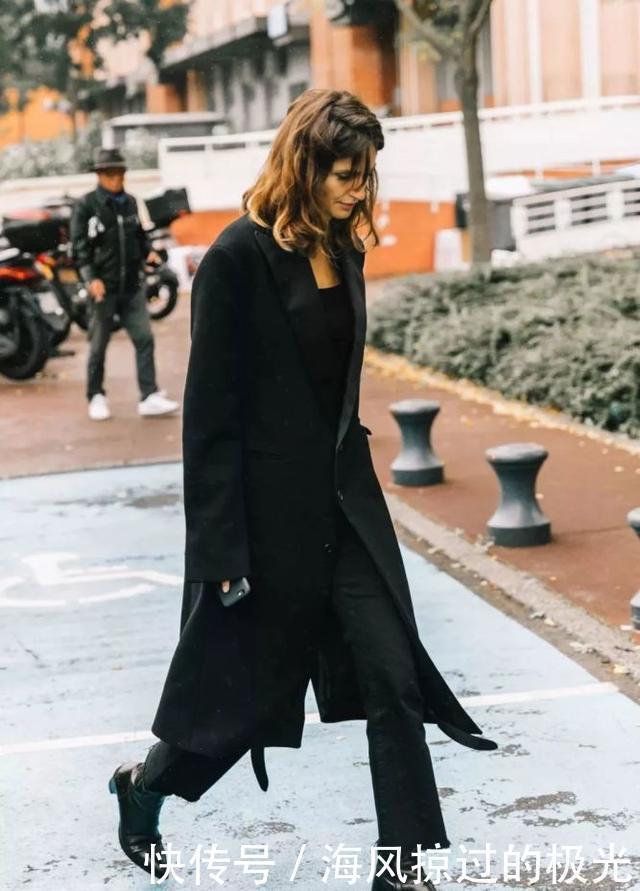 外套|外套穿搭经典的黑色外套,秋冬怎么穿才能气质不沉闷!
