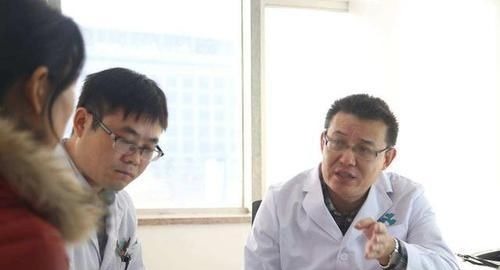 酒精|肝癌是酒“泡”出来的?两个部位很臭,最好去检查一下肝脏CT