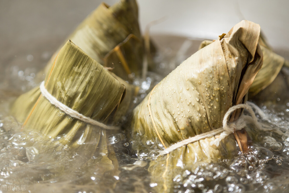 窍门|煮粽子有窍门,下锅前多做1步,粽子不烂不散,又香又糯没硬芯