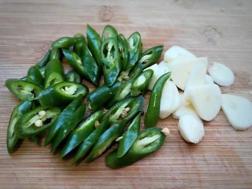 白菜和它一起炒,鲜香可口营养好,宁可不吃肉也要吃它,好吃极了