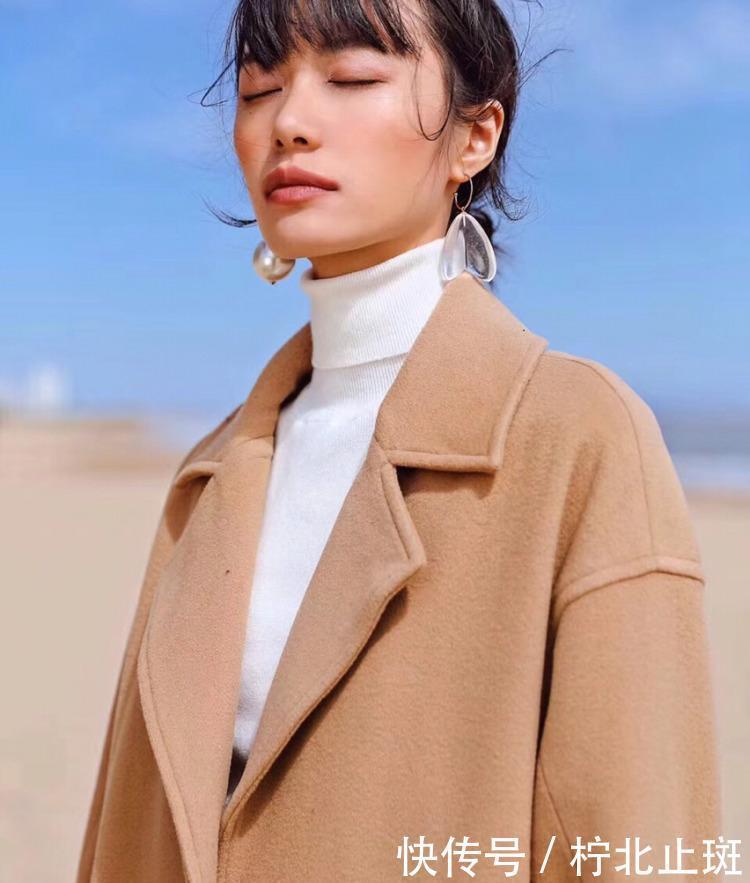 驼色大衣显高级又温暖,颜色款式却差不多,该怎么挑选适合自己的
