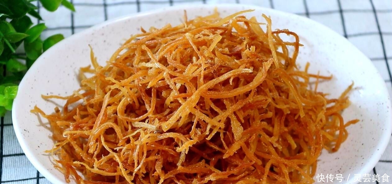 教你杏鲍菇的简单做法,只用两种调味料就搞定,咸香酥脆