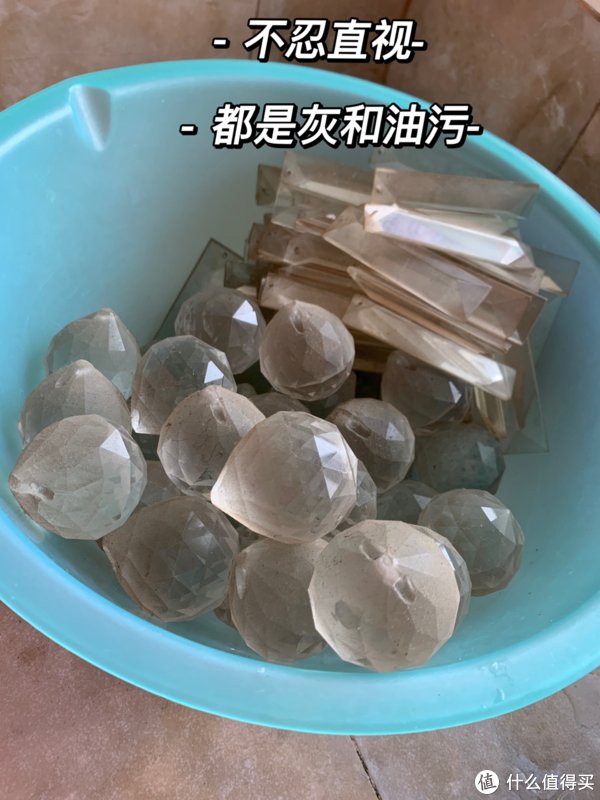 吊灯|建议大家：不管再节俭，这7件旧东西该扔就扔，一点都不用心疼