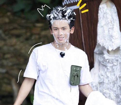 王嘉尔|王嘉尔蔡徐坤张哲瀚!最新一期跑男阵容豪华,还是顶级综艺吗?