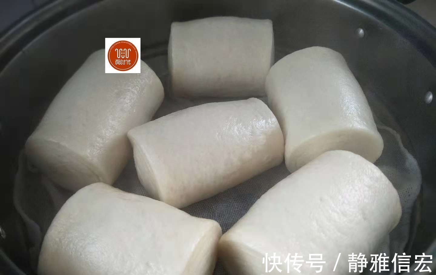 蒸馒头不用提前发面了，只需10分钟，不回缩不塌陷，方便还快捷！