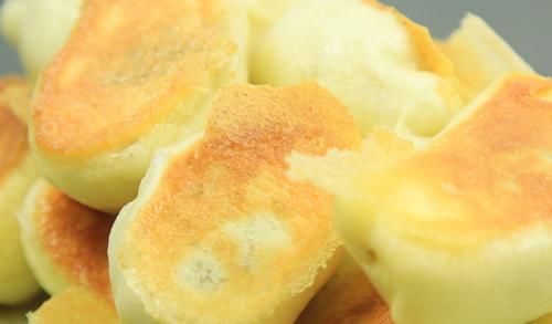 费事|不费事在家做出正宗水煎包，其实不加水更让你酥脆鲜香流口水