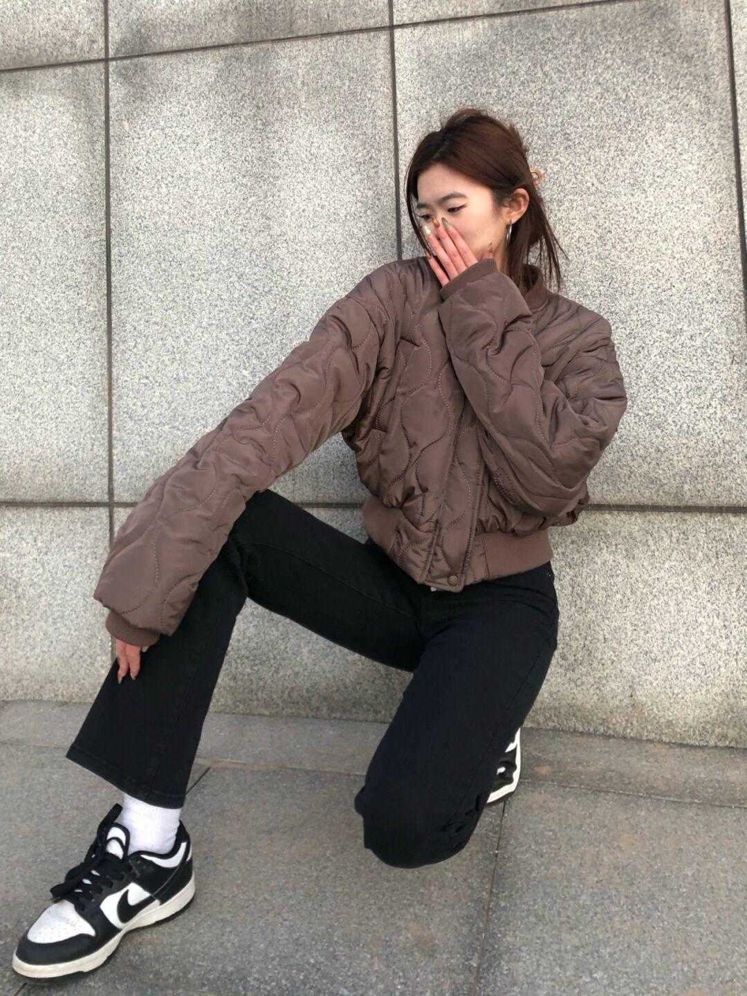 时尚 无论怎么穿,还是黑裤子百搭,不仅时尚,而且还显瘦