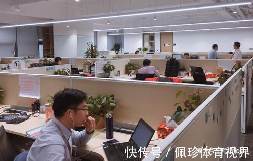 国产品牌|华为人均工资110万,流水线普工工资能拿多少?辞职员工告诉你