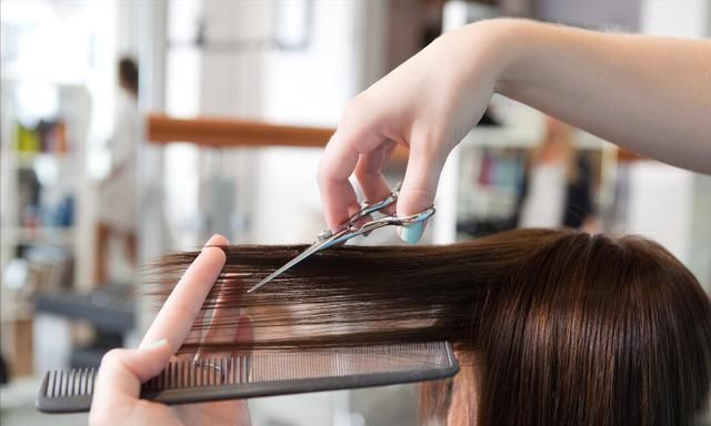 发量|头发厚“打薄”有用吗？能让发量永远变少吗？有用，但不是永久的