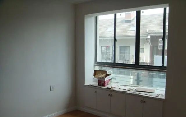 次卧|我家在飘窗上打一圈柜子,老师傅夸不停,楼上邻居直接照搬回家