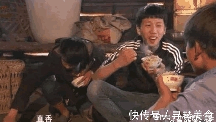 他曾經(jīng)餓死也不吃炒飯,現(xiàn)在成為主播,網(wǎng)友看后真香
