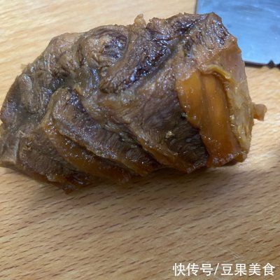 原来做年夜饭一 酱牛腱这么简单