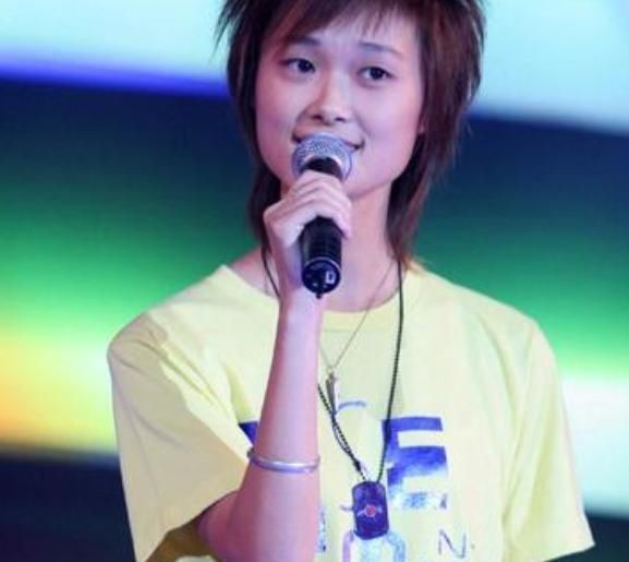 易烊千玺|8年前的这档选秀有毒,淘汰的都成当红巨星,冠军却消失不见