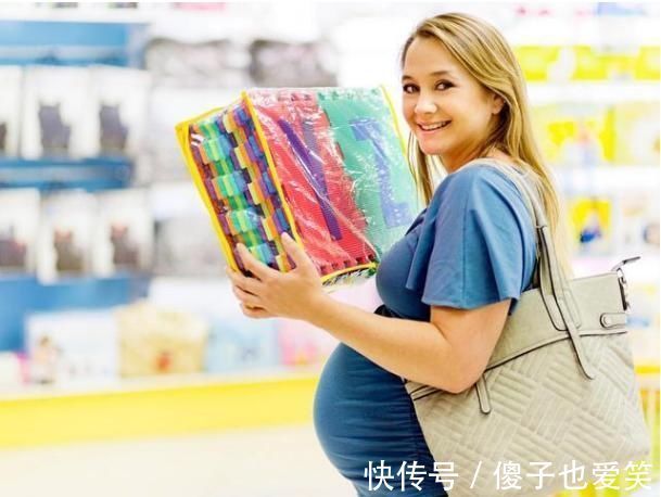 榜首|女性查出怀孕后,医生第一句话就是“要不要”,答案不同待遇不同