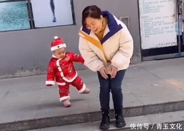 营养品|外婆想“挖坑”给宝宝跳,可小家伙就是不上当,网友:也太聪明了