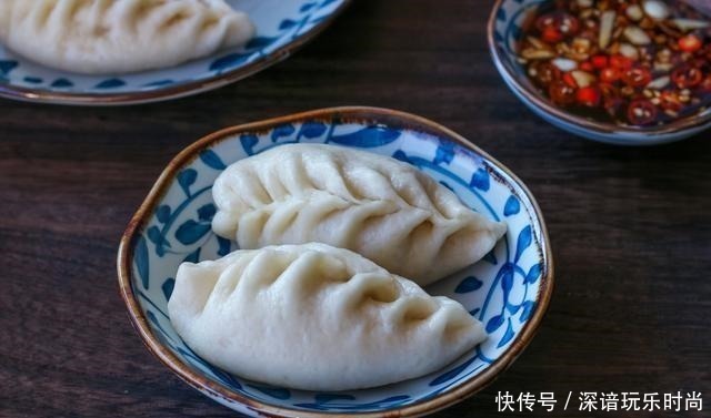 包子|蒸包子，到底用大火还是小火教你正确方法，包子暄软不塌陷