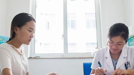 身体|女人突然手麻,一个决定,救了自己一命,专家:身体变化要留意