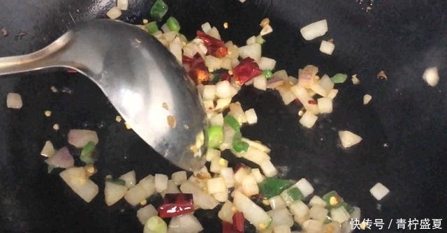 炒面|大厨教你炒面的正确做法,太香了,看着都流口水,做法超简单!